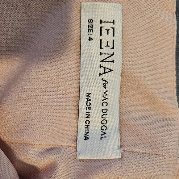 Ieena for MacDuggal BELTED TIERED RUFFLE SLEEVELESS MIDI DRESS - Picture 4 of 5